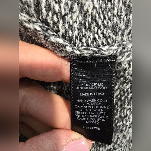 Express Women's Oversized Sweater Cowl Neck Wool Blend Sweater Size L - Picture 8 of 8